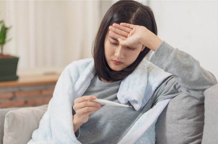 Phân biệt triệu chứng covid và cảm lạnh để biết cách phòng tránh kịp thời