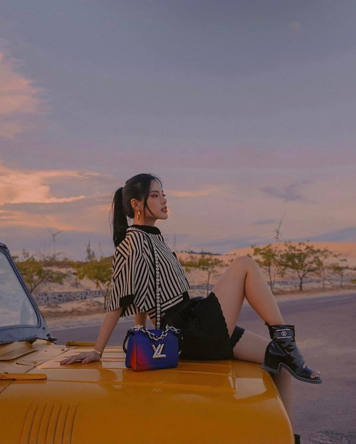 Cô em Trendy Khánh Linh