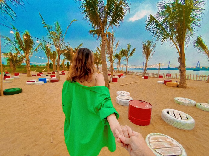 Khu sinh thái nông nghiệp Hà Nội còn có tên gọi khác là Place Island & Chill Garden. Khu sinh thái nông nghiệp Hà Nội còn có tên gọi khác là Place Island & Chill Garden.