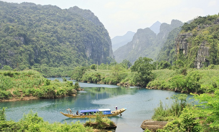 Thỏa sức lên đường trekking với top những vườn quốc gia đẹp nhất Việt Nam