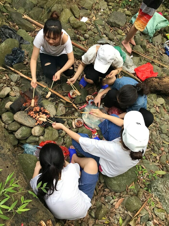 Trekking Suối Cửa Tử - Chinh phục con suối hot nhất dịp hè 2022