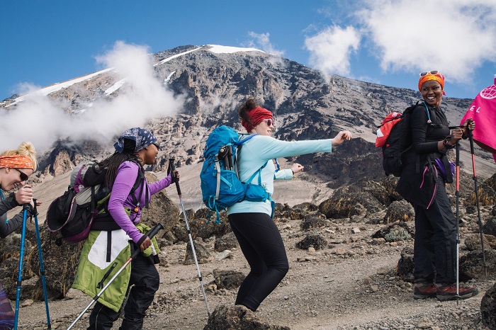 Kinh nghiệm chinh phục núi lửa Kilimanjaro, 'nóc nhà châu Phi’ hùng vĩ.