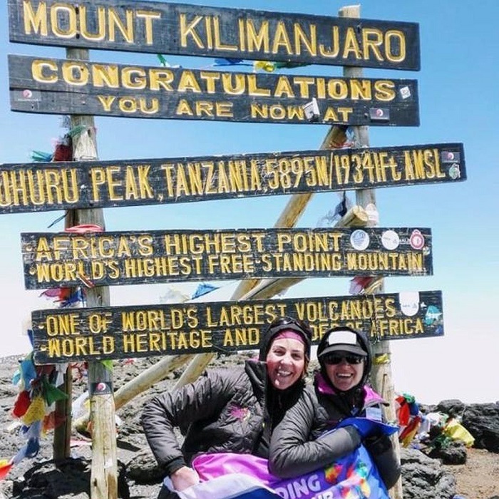 Nằm lòng kinh nghiệm chinh phục núi lửa Kilimanjaro để đề phòng say độ cao.
