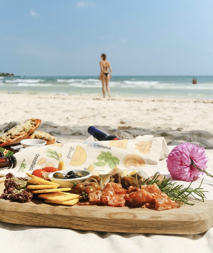 Đa dạng các món ăn ngon ngay sát bờ biển Bãi Khem Phú Quốc cho bạn thưởng thức