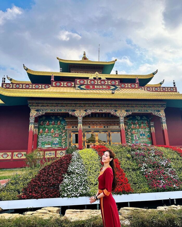 ghé thăm Đại Bảo Tháp Kinh Luân và tham quan nhà trưng bày Drigung Kagyu Samten Ling