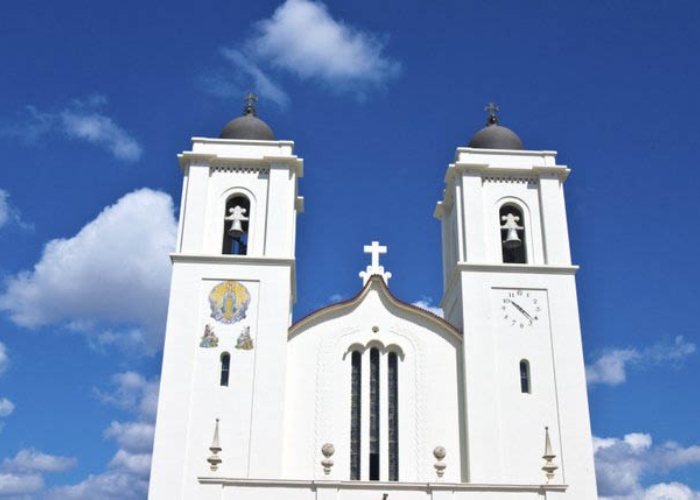 Du lịch Mozambique - Nhà thờ Beira sừng sững hiên ngang như một viên ngọc quý giữa lòng đất nước châu Phi
