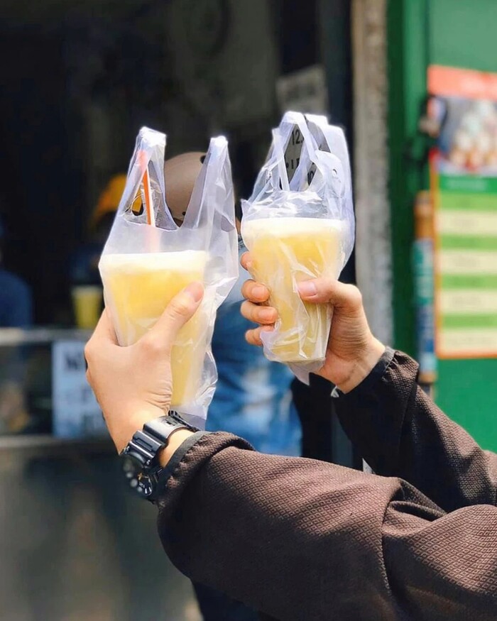 thức uống giải nhiệt mùa hè ở TP HCM nước mía 