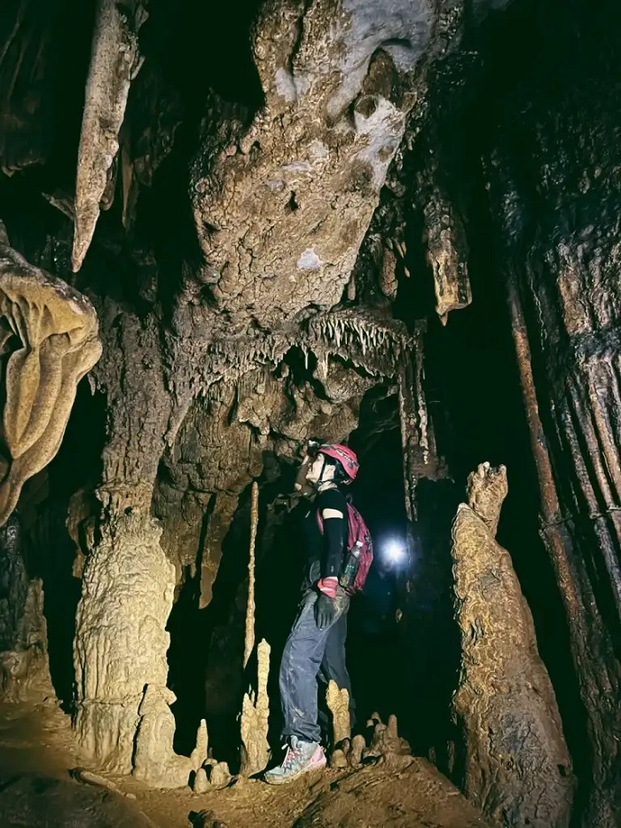 Trong hang Ốc Thung lũng Lân Ty Lạng Sơn có những khối nhũ đá hình thú độc đáo