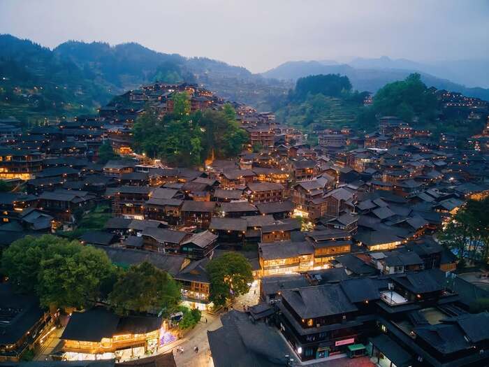 Cẩm nang du lịch Quý Châu Trung Quốc - Thiên hộ miêu trại