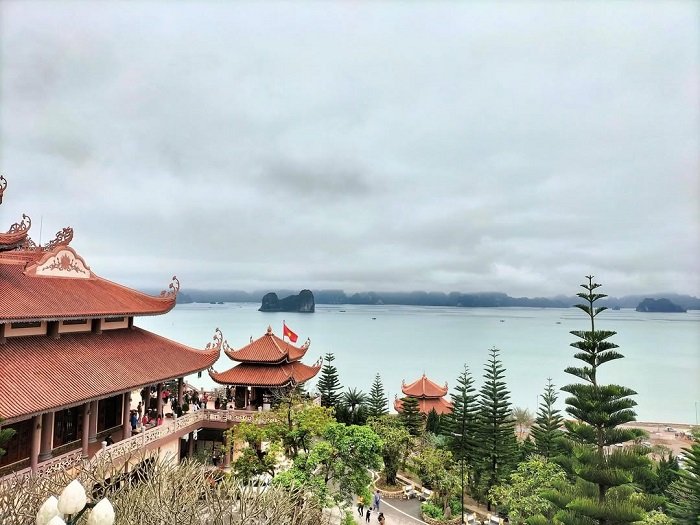 Lưu ý khi khám phá chùa Cái Bầu Quảng Ninh 