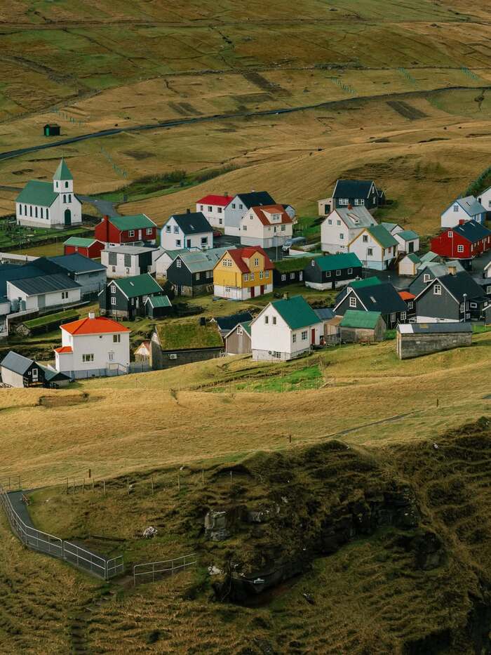 Tham quan quần đảo Faroe Đan Mạch - Tham quan làng cổ Gjógv