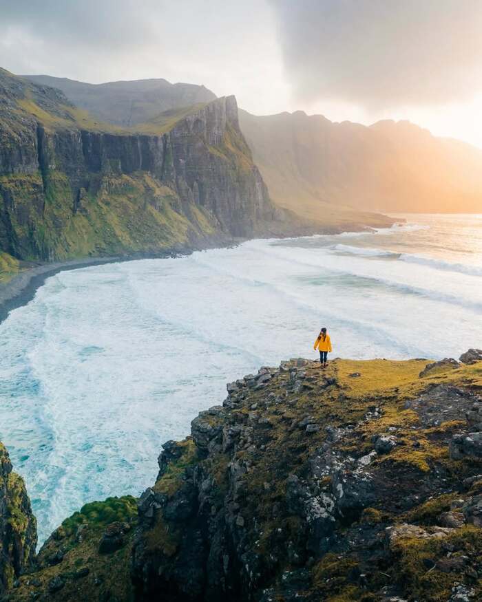 quần đảo Faroe Đan Mạch nằm giữa Bắc Đại Tây Dương