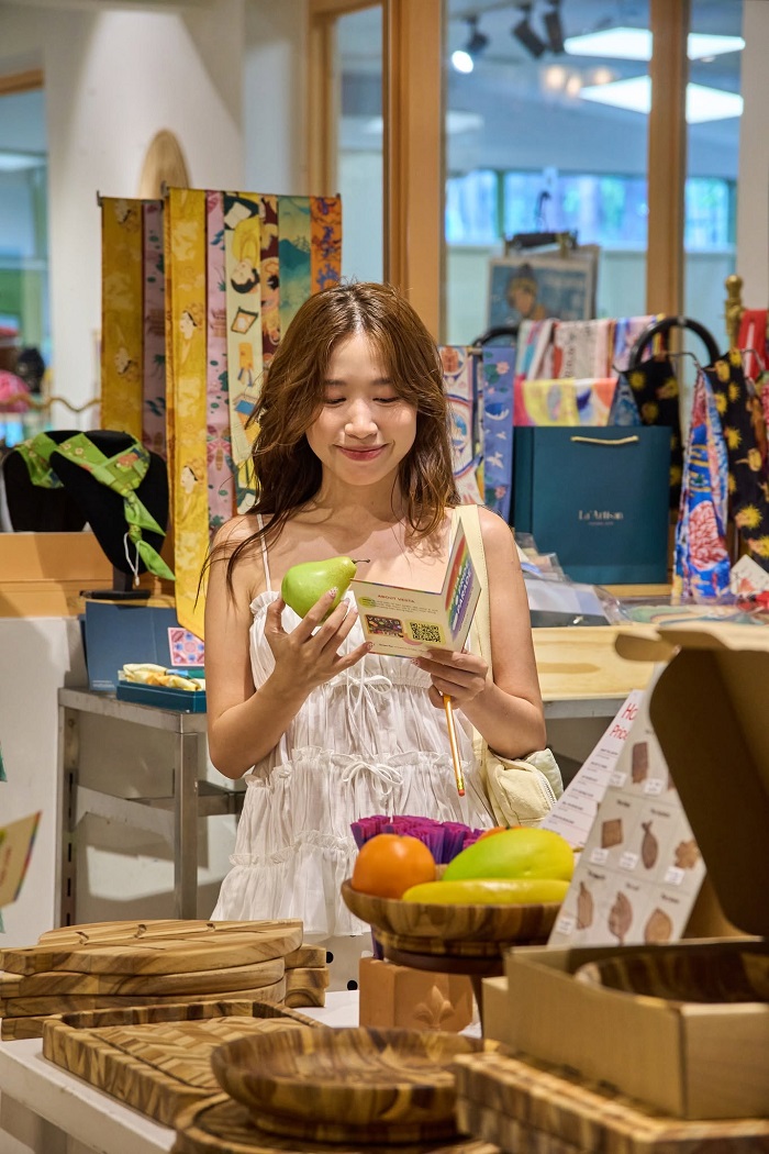 Ghé địa điểm bán quà lưu niệm ở TPHCM ngay nào