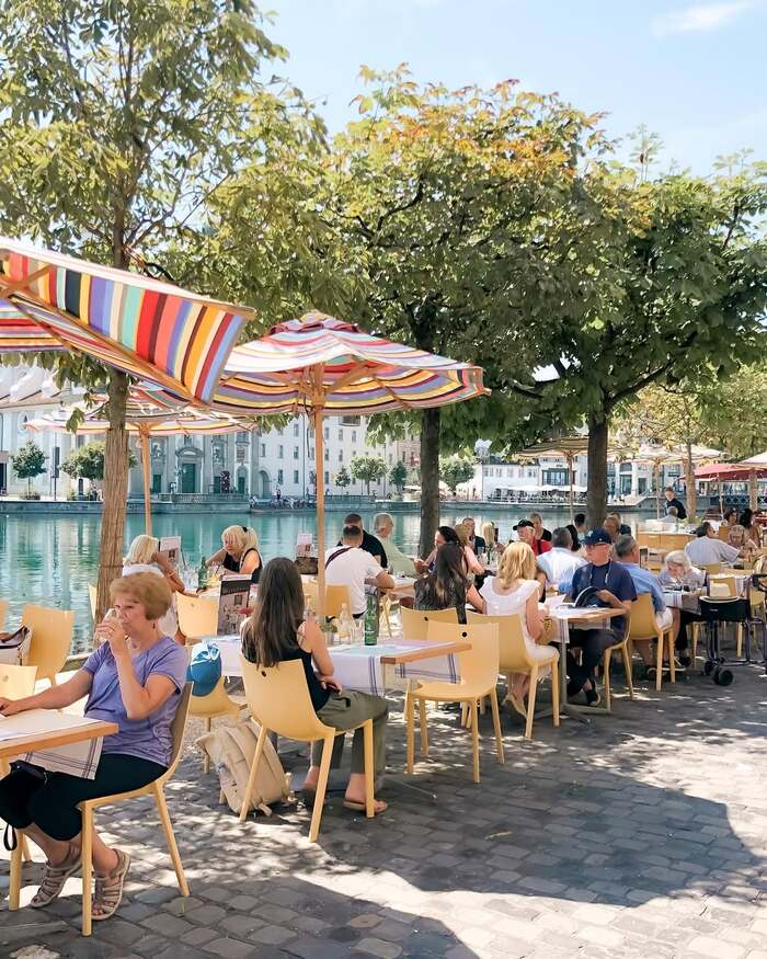 Tham quan thành phố Lucerne cổ kính bên hồ Luzern Thụy Sĩ 
