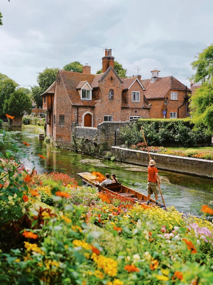 Kinh nghiệm du lịch Canterbury Anh:- Vãn cảnh tại khu vườn Westgate 