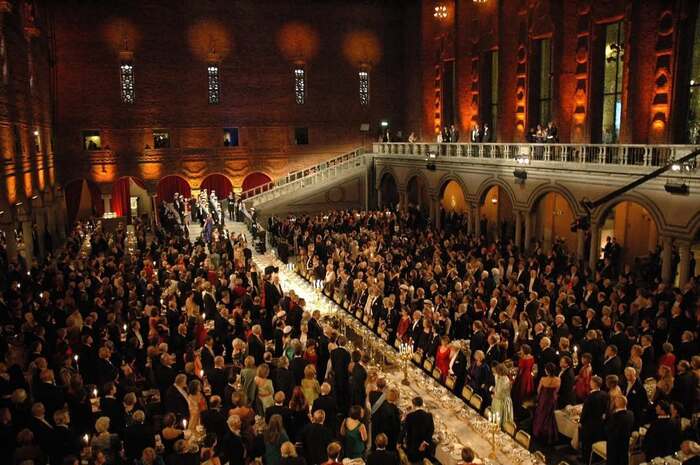 Kinh nghiệm du lịch Stockholm Thụy Điển - Tham quan Tòa thị chính Stadshuset