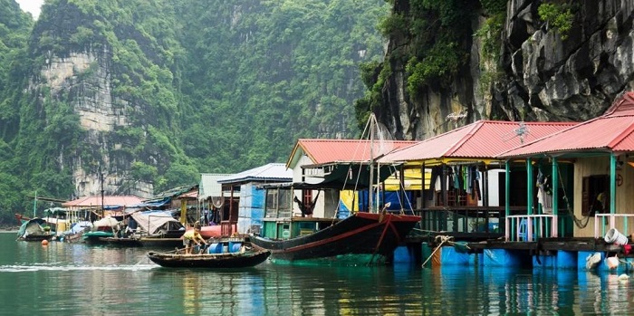 Cống Đầm là làng chài đẹp ở Hạ Long thu hút du khách