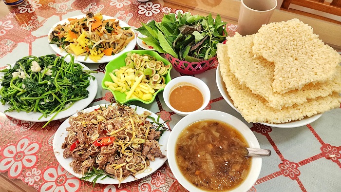 Thưởng thức đặc sản dê núi với lịch trình Ninh Bình 2 ngày 1 đêm