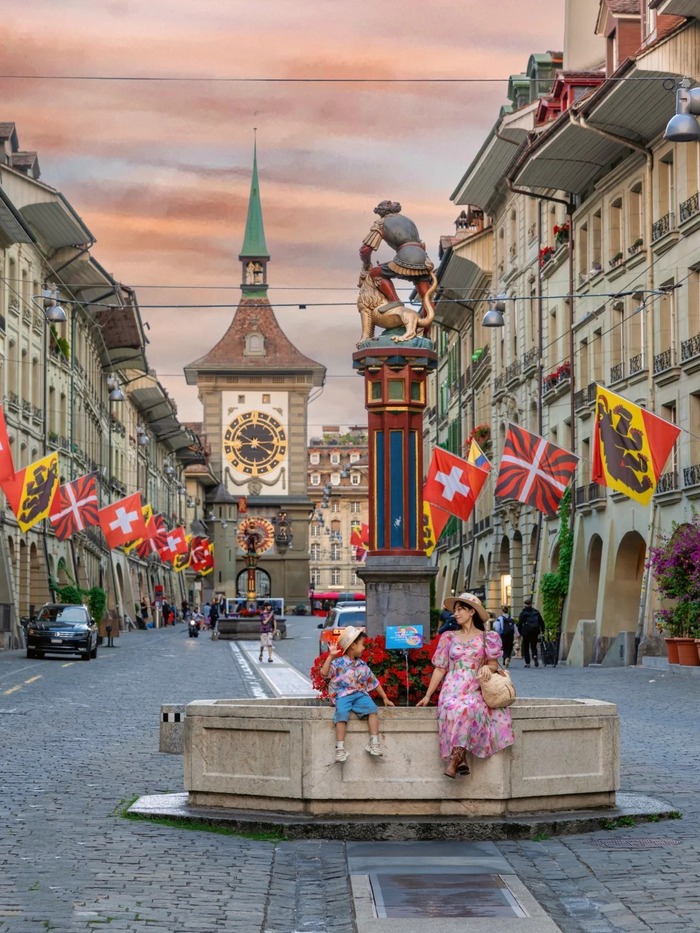 phố cổ Bern Thụy Sĩ thu hút đông du khách đến khám phá