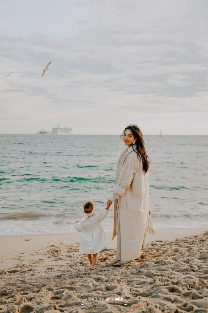  Thành phố Cannes Pháp là một trong những điểm dừng mùa hè nổi tiếng nhất châu Âu