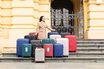 Cẩm nang chọn vali phù hợp cho chuyến du lịch dài ngày