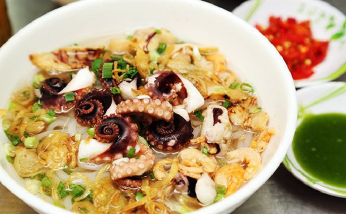 bánh canh Sài Gòn 