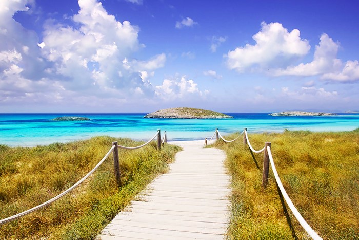 Đi tìm bản ballad mùa hè nơi bãi biển đẹp nhất thế giới