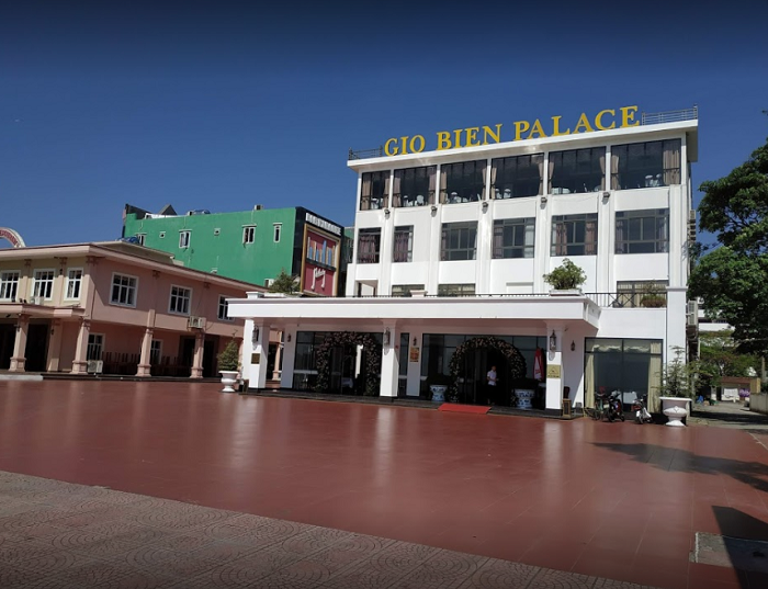 quản hải sản ở Đồ Sơn