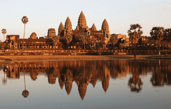 Du lịch Angkor lúc bình minh