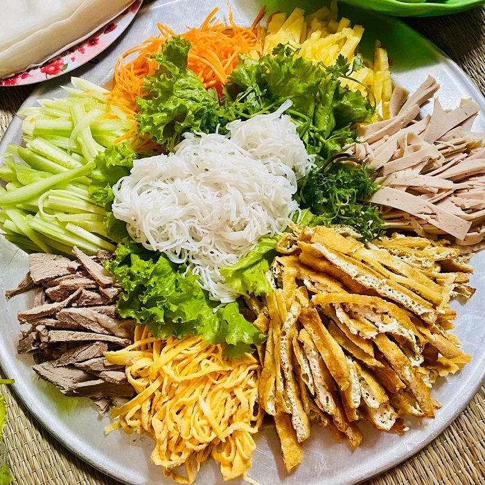 Phở cuốn Hà Nội