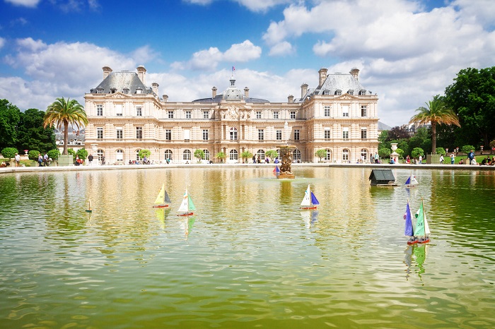 thả thuyền ở Jardin du Luxembourg là trải nghiệm miễn phí ở Paris