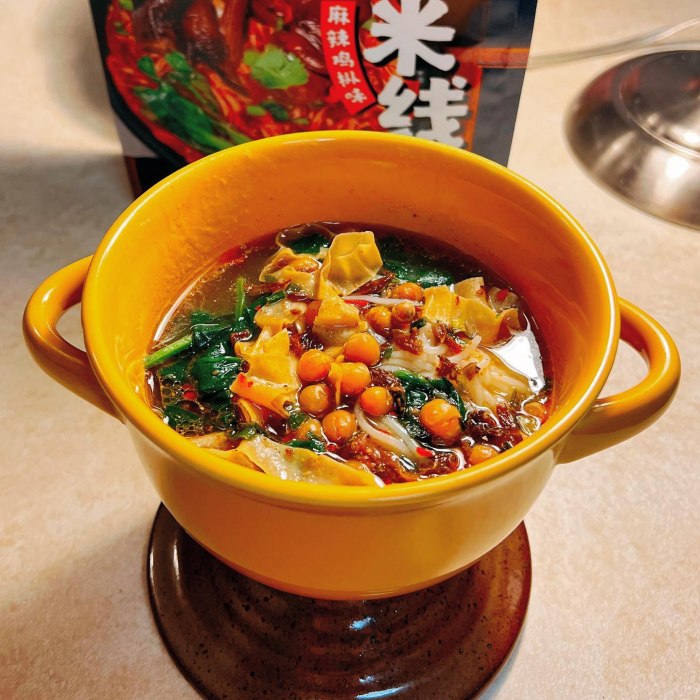 Bún qua cầu Vân Nam 