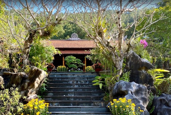 Ghé thăm những ngôi chùa đẹp ở Huế mang vẻ đẹp cổ kính và linh thiêng nhất Cố đô