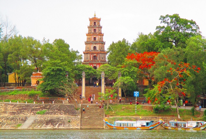 Ghé thăm những ngôi chùa đẹp ở Huế mang vẻ đẹp cổ kính và linh thiêng nhất Cố đô