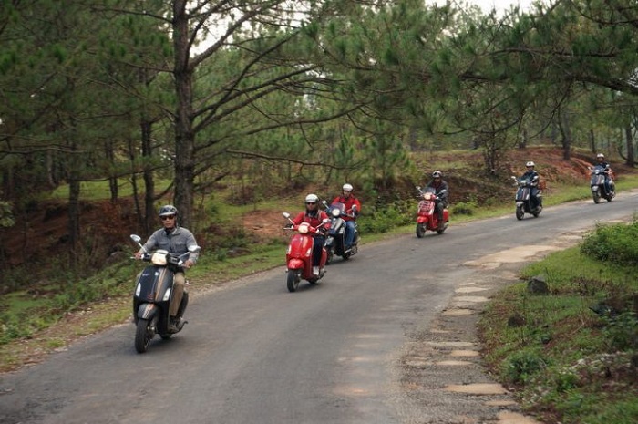 Những lưu ý khi đi phượt bằng xe ga để cân vững tay lái 'cân' mọi loại đèo