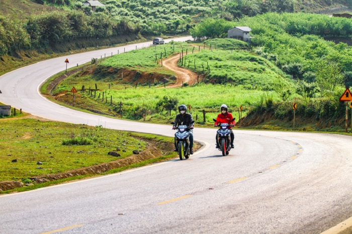 Những lưu ý khi đi phượt bằng xe ga để cân vững tay lái 'cân' mọi loại đèo