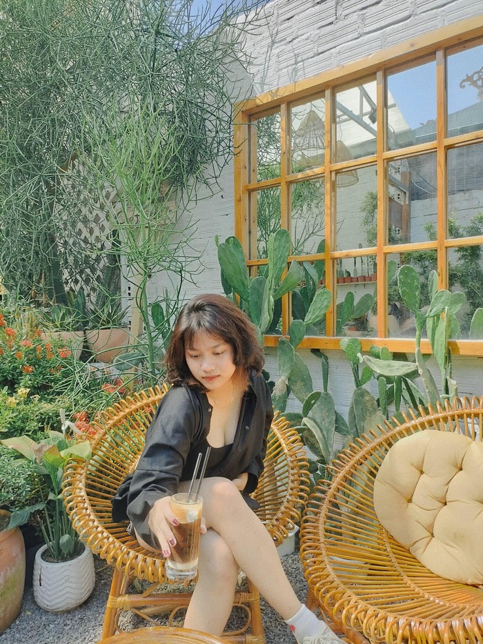 Đâu chỉ có bãi tắm nổi tiếng, các quán cà phê đẹp ở Quy Nhơn cũng đủ sức ‘gây thương nhớ’ bao du khách