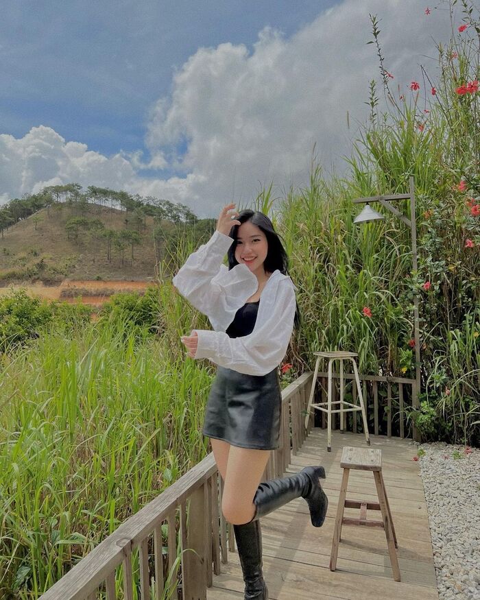 ‘Xỉu ngang, xỉu dọc’ với vô vàn background đắt giá tại các quán cà phê xanh ở Đà Lạt