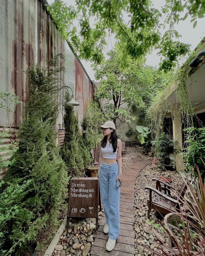 ‘Gác lại lo âu’ tại 5 quán cafe đẹp ở Huế sở hữu không gian yên bình luôn được giới trẻ săn đón