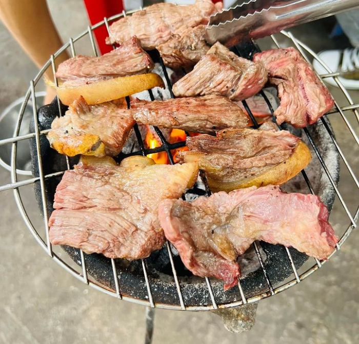 quán ăn ở đảo Phú Quý 
