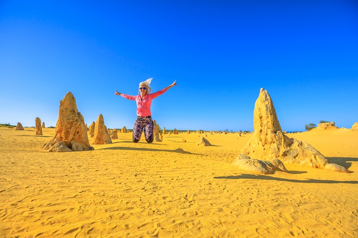 Sa mạc Pinnacles một trong những địa điểm du lịch đẹp ở Tây Úc. 