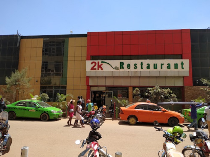 2K Restaurant, một trong những nhà hàng tốt nhất hàng tốt nhất Kampala.