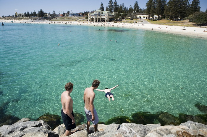  Cottesloe, một trong những bãi biển ấn tượng nhất Tây Úc