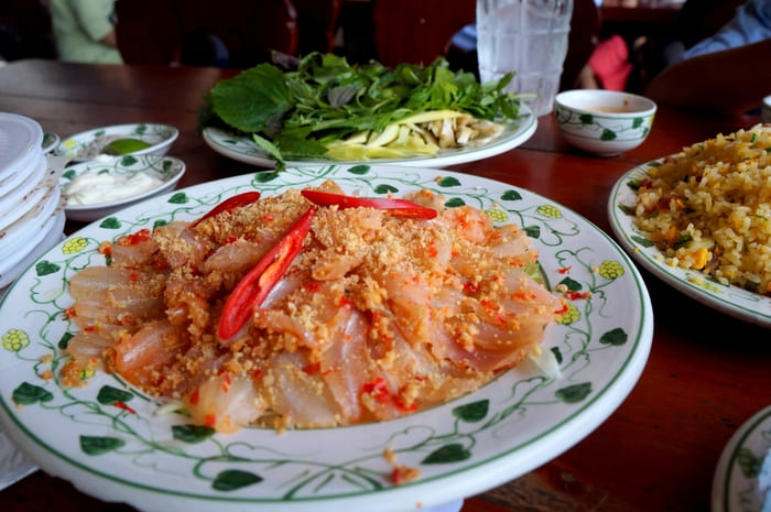 Gỏi cá mai Vườn Xoài - Quán ăn nổi tiếng tại Vũng Tàu. Ảnh: ẩm thực bốn phương