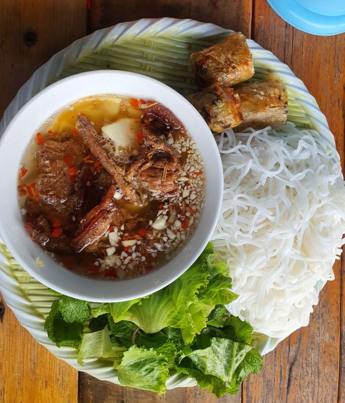 quán ăn ở đảo Phú Quý 