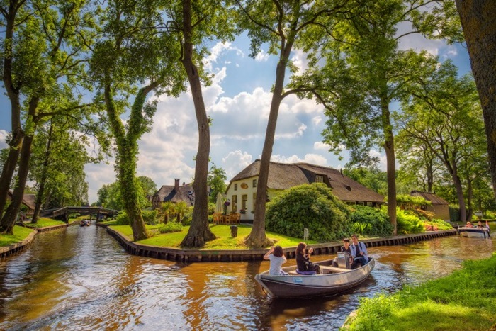 làng cổ Giethroon Hà Lan 