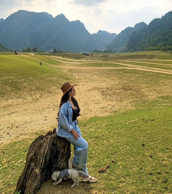 Thảo nguyên Đồng Lâm là địa điểm dã ngoại ở Lạng Sơn lý tưởng cho gia đình bạn