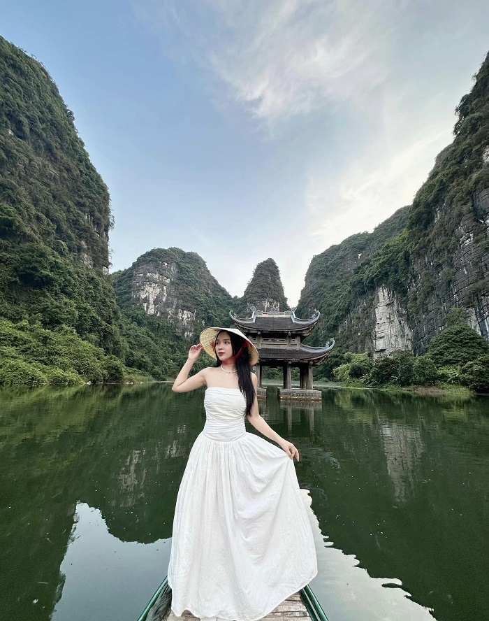 Ninh Bình là điểm đến chữa lành tại Việt Nam và là địa điểm du lịch miền Bắc nổi tiếng
