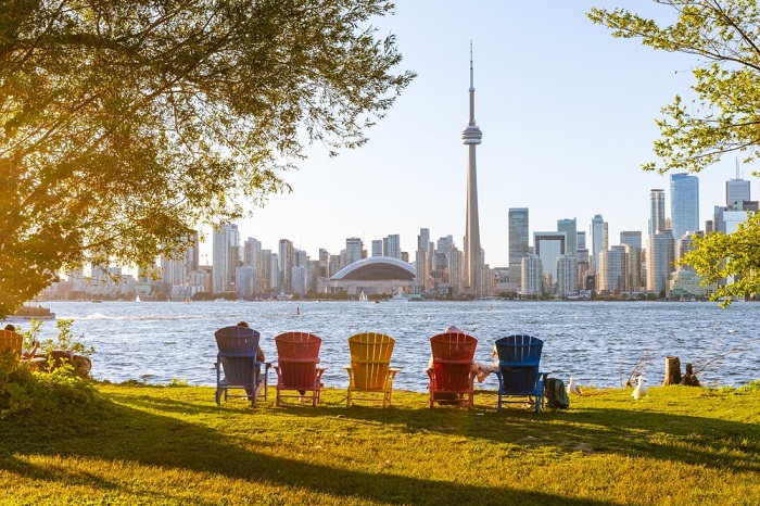 Cẩm nang du lịch Toronto bạn nhất định phải biết là lựa chọn thời điểm thích hợp để ghé thăm thành phố