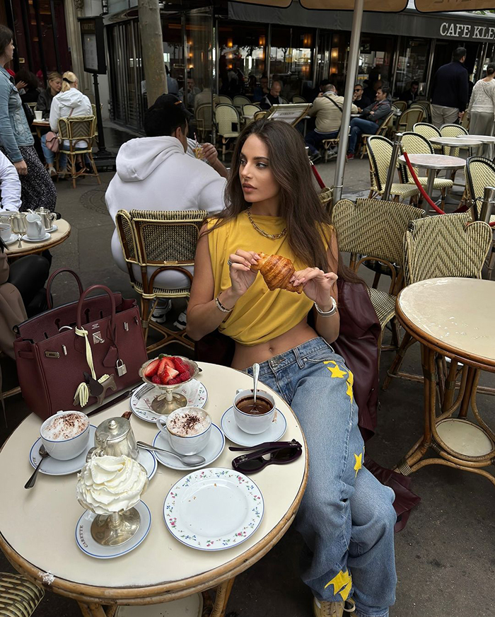 Khám phá đặc sản Paris với Chocolate nóng
